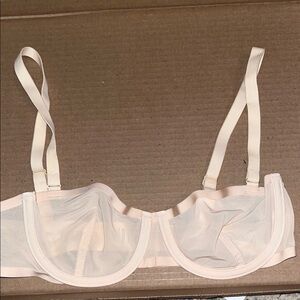 Elegant Sheer Underwire Bra - Cream